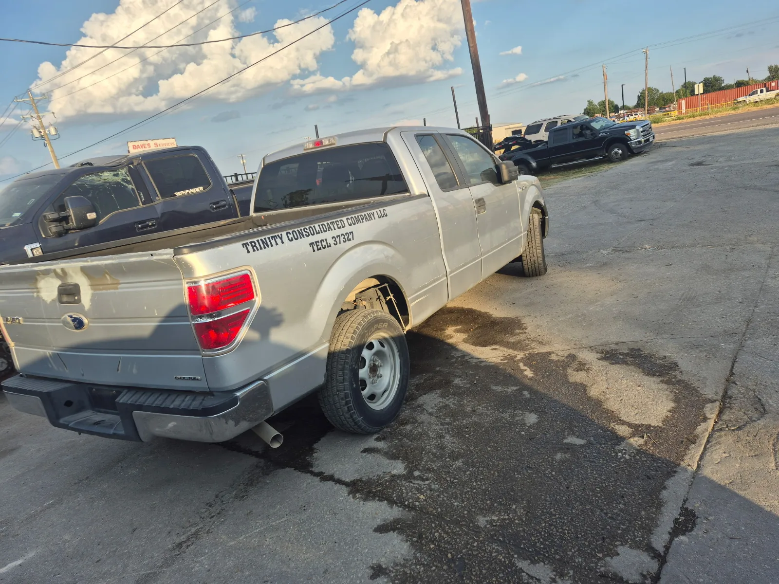 2010 FORD F-150 donor car — photo 1 photo 6