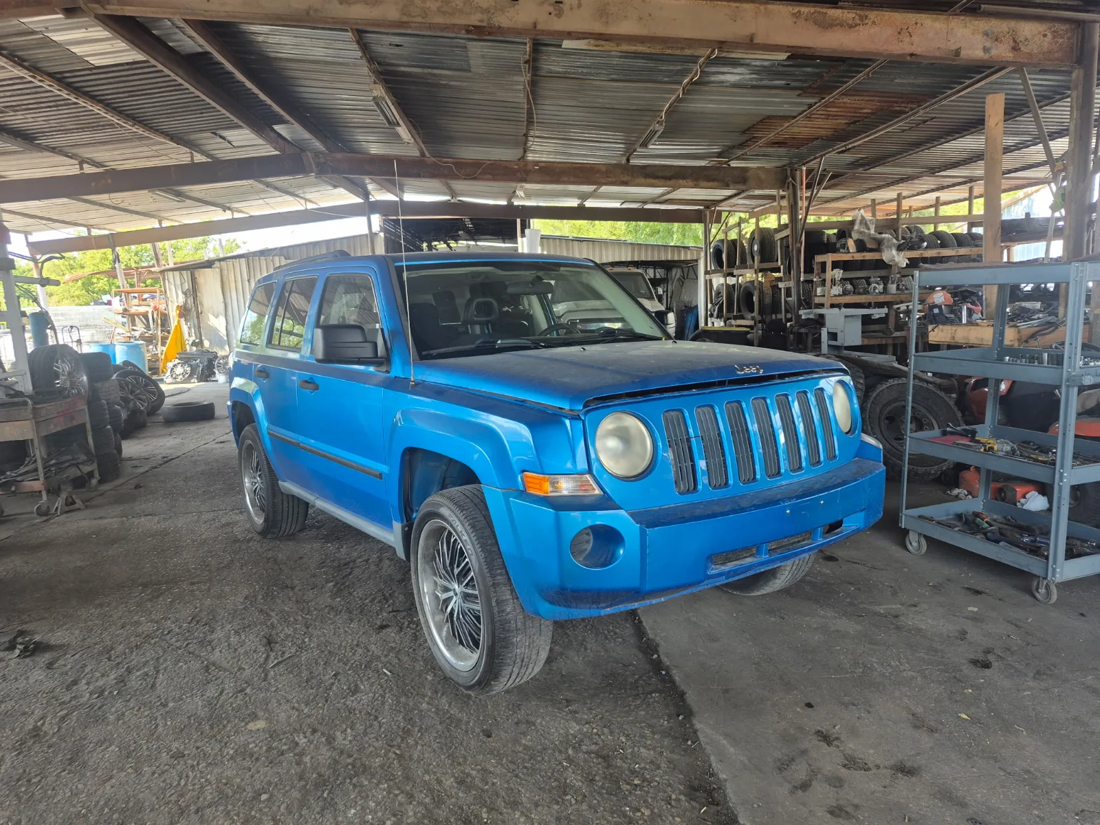 2008 JEEP Patriot donor car — photo 1 photo 6