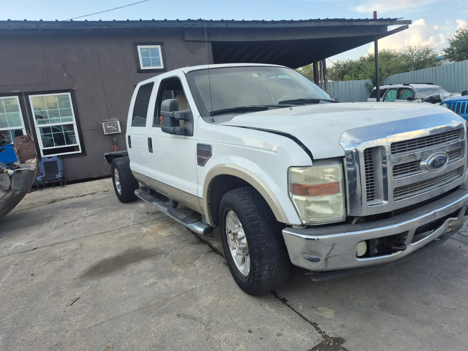 2008 FORD F-250 donor car — photo 1 photo 8