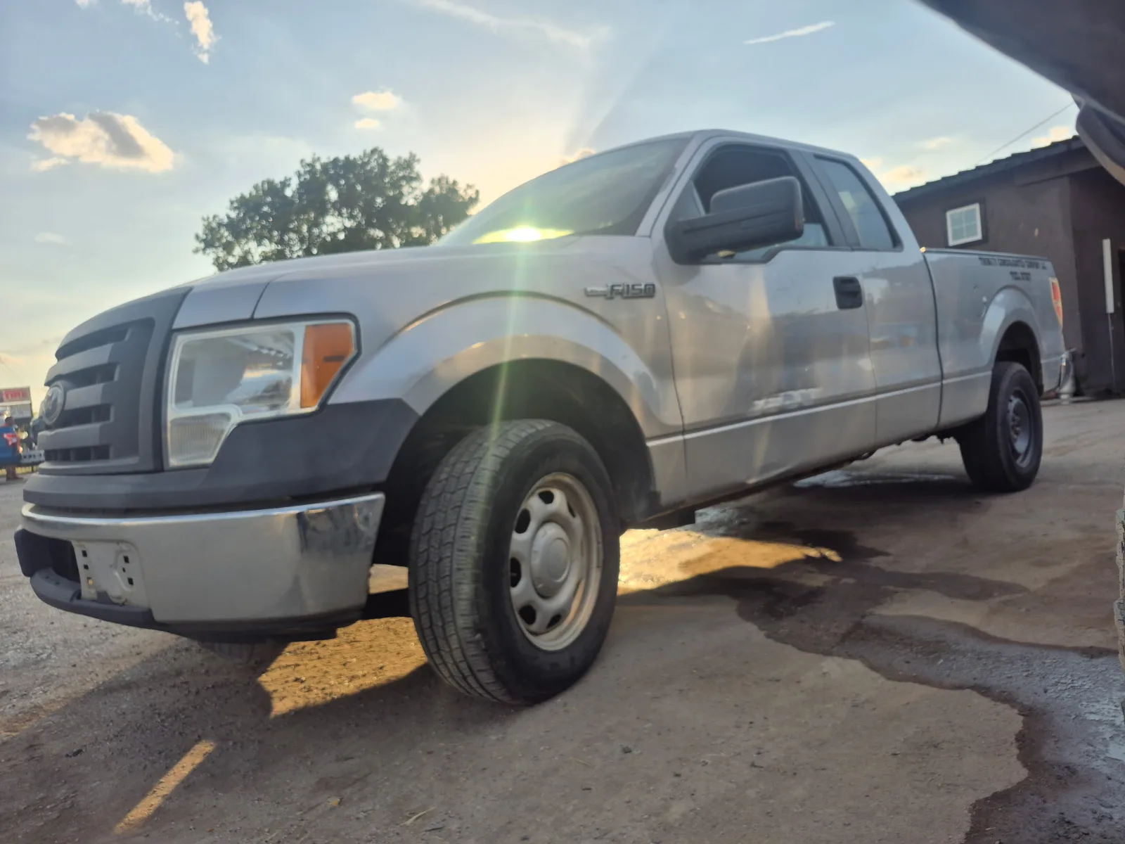 2010 FORD F-150 donor car — photo 1 photo 4