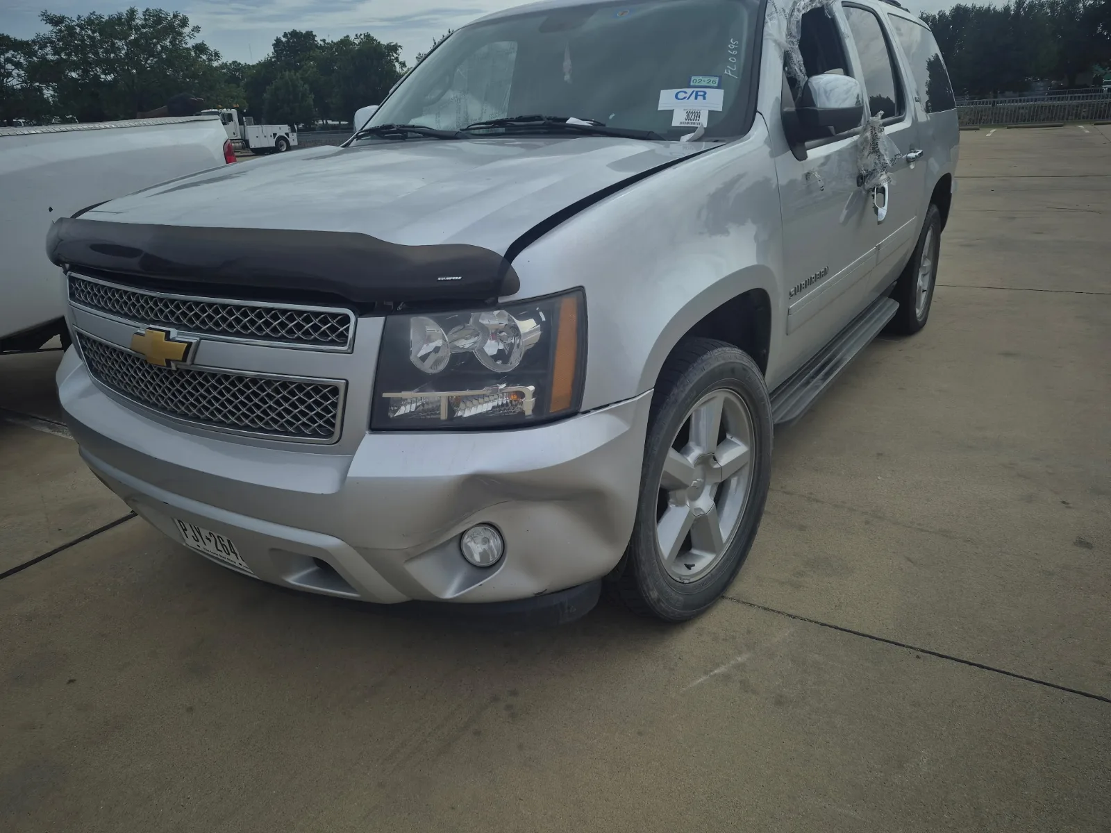 2012 CHEVROLET Suburban donor car — photo 1 photo 5