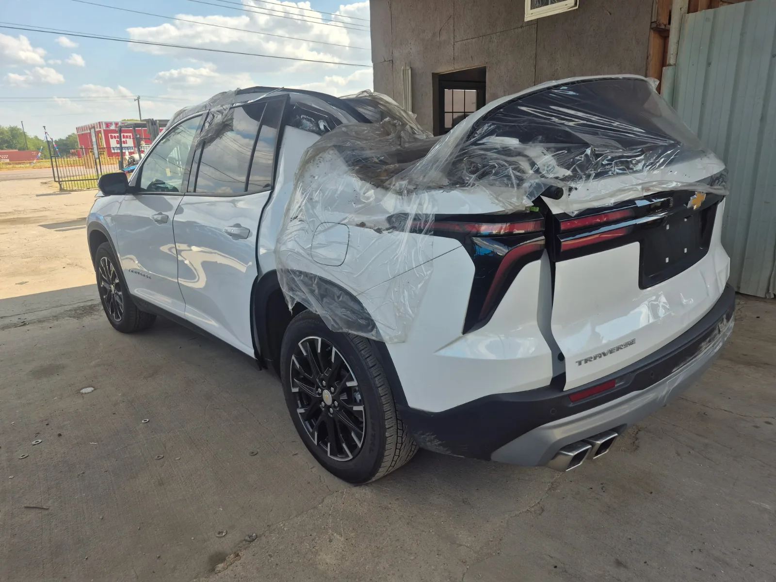 2025 CHEVROLET Traverse donor car — photo 1 photo 4