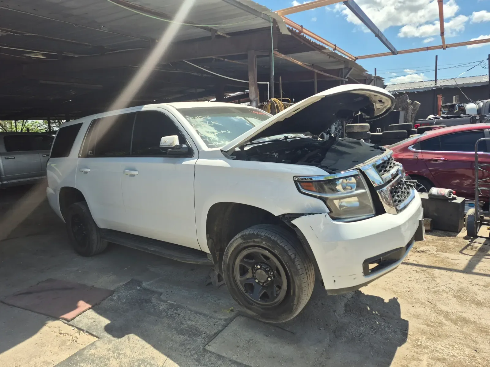 2017 CHEVROLET Tahoe donor car — photo 1 photo 4