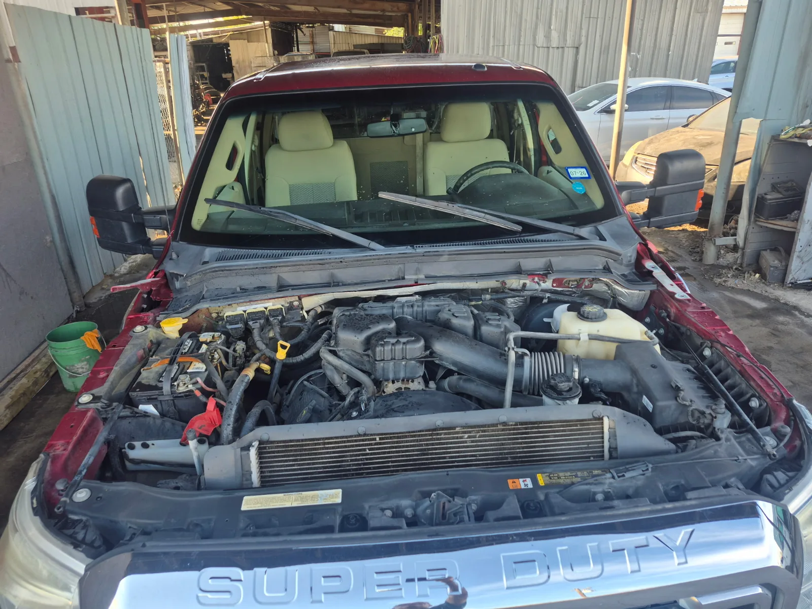 2016 FORD F-250 donor car — photo 1 photo 2