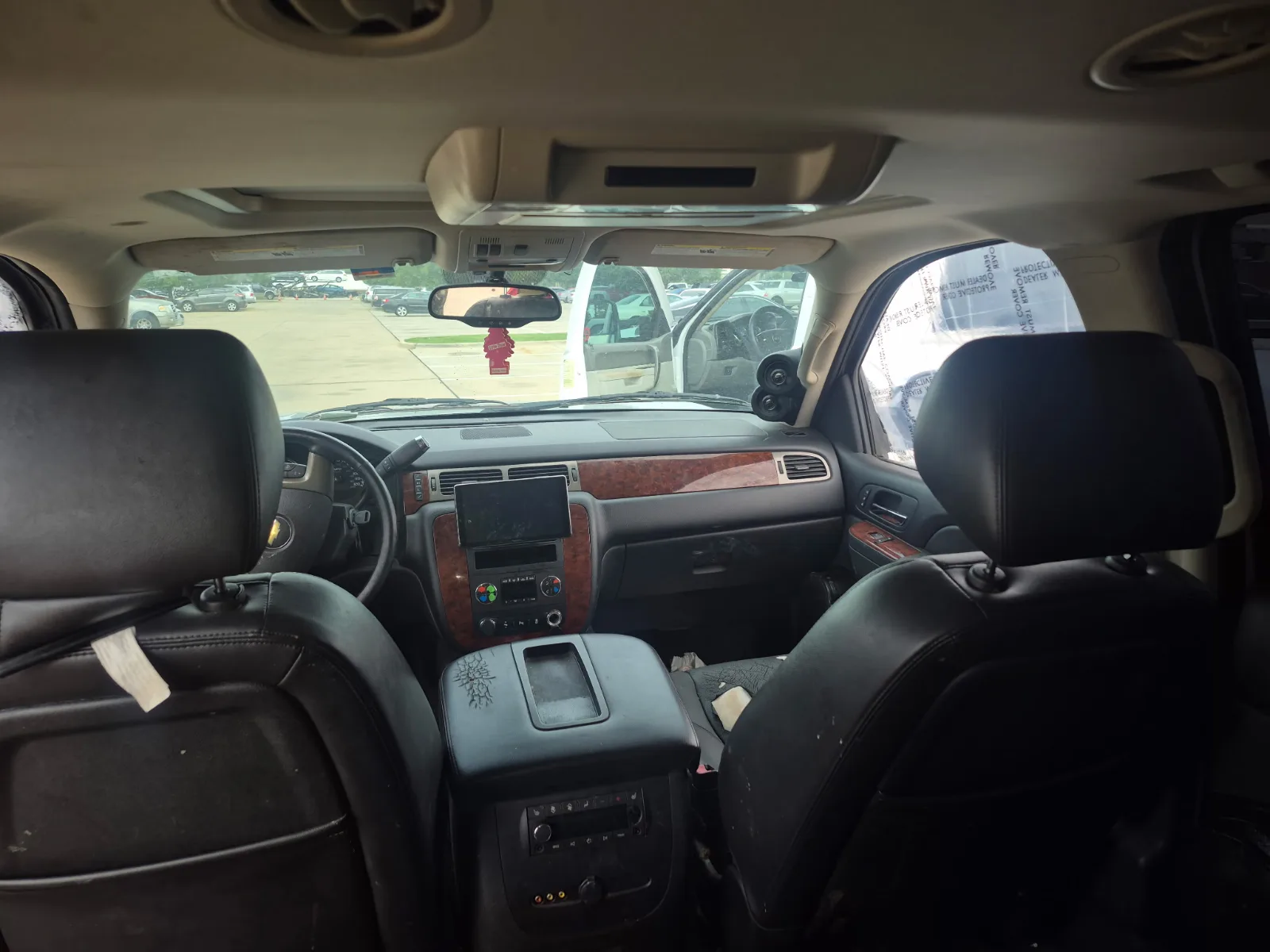 2012 CHEVROLET Suburban donor car — photo 1 photo 6