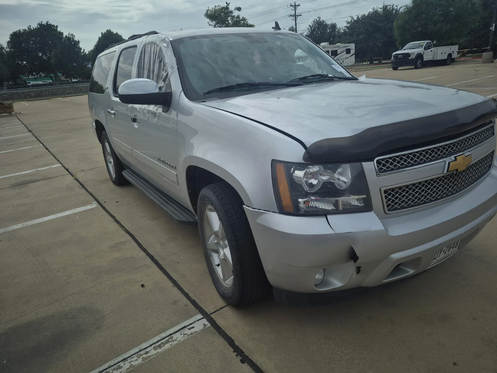 2012 CHEVROLET Suburban donor car — photo 1